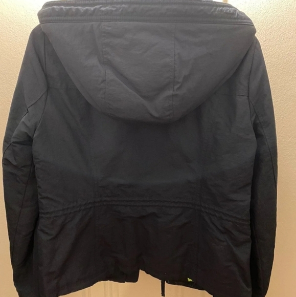 Abercrombie and fitch size medium womens jacket - Picture 2 of 2